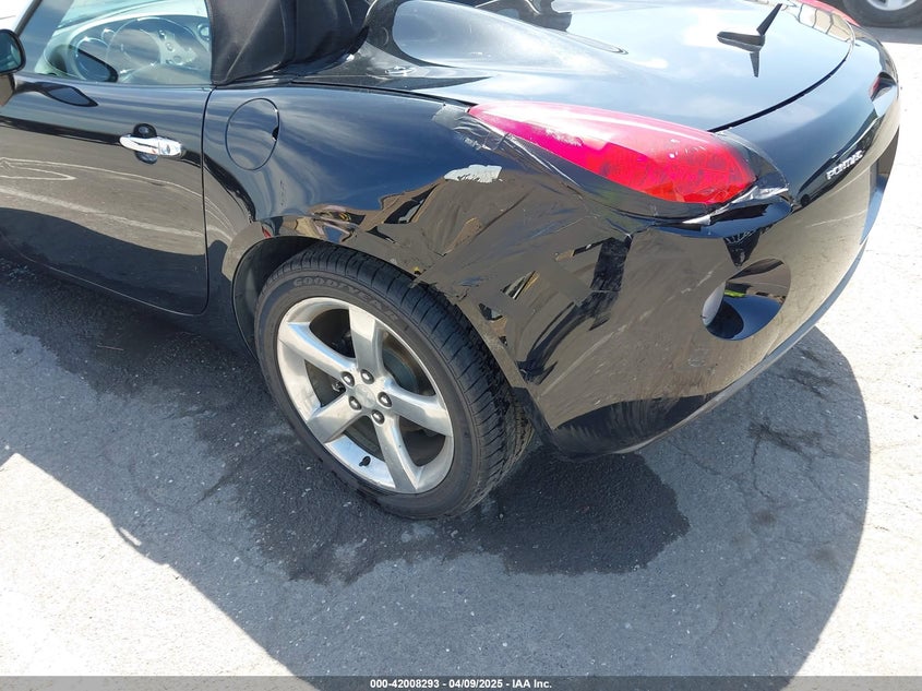 2007 PONTIAC SOLSTICE VIN: 1G2MB35B07Y105757