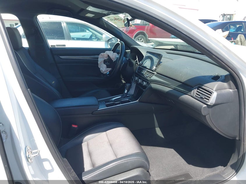 2018 HONDA ACCORD VIN: 1HGCV1F31JA175411
