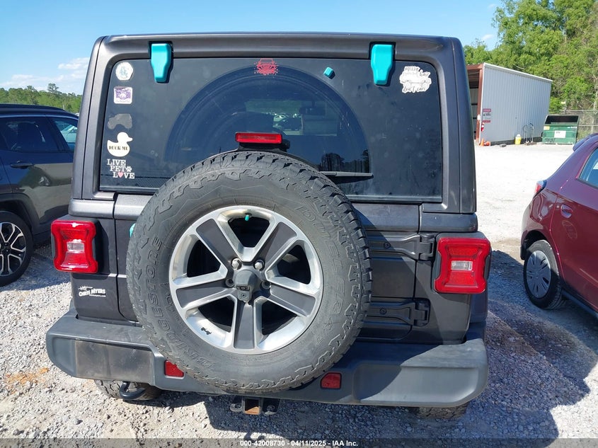 2018 JEEP WRANGLER UNLIMITED SAHARA 4X4 - 1C4HJXEN5JW261250