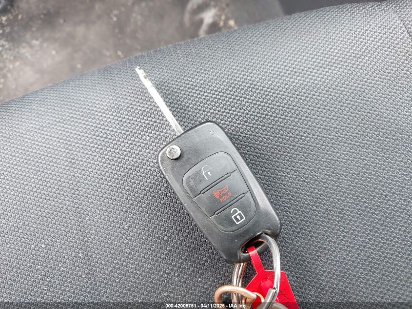 2011 Kia Soul + VIN: KNDJT2A21B7704953 Lot: 42008751