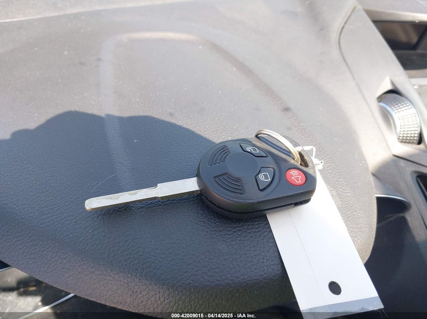 2013 FORD ESCAPE VIN: 1FMCU0GX0DUA19811