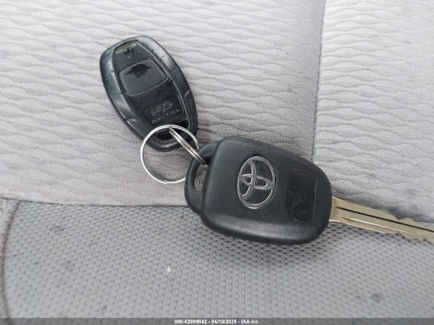 2014 Toyota Corolla Le VIN: 2T1BURHE5EC030206 Lot: 42009042