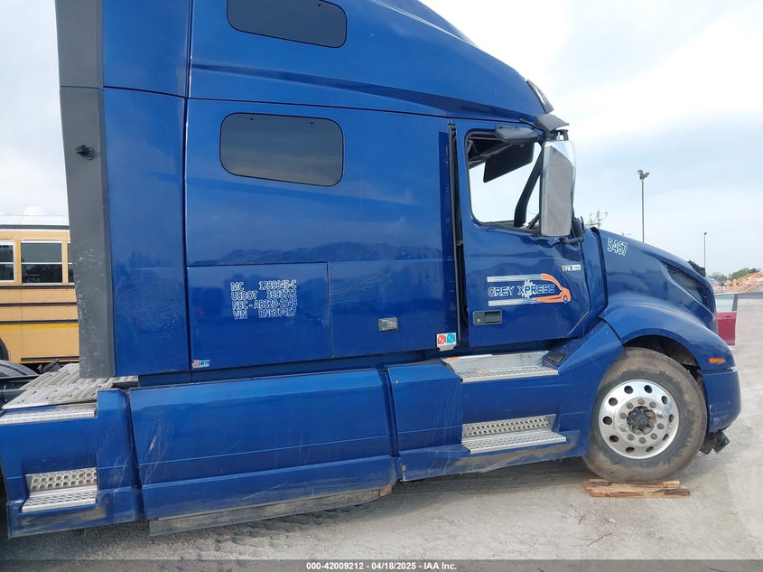 2024 Volvo Vnl VIN: 4V4NC9EH0RN637457 Lot: 42009212