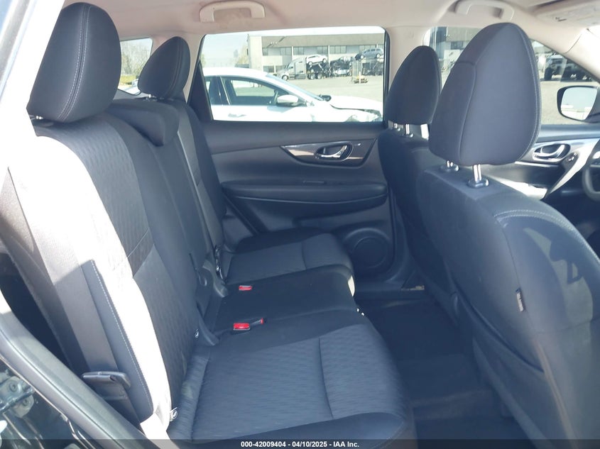 2017 NISSAN ROGUE S - KNMAT2MT5HP536344