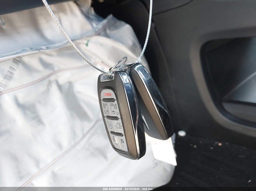 2023 CHRYSLER PACIFICA LIMITED - 2C4RC1GG6PR540220