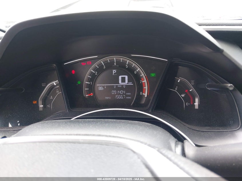 2018 HONDA CIVIC VIN: 19XFC2F59JE010177