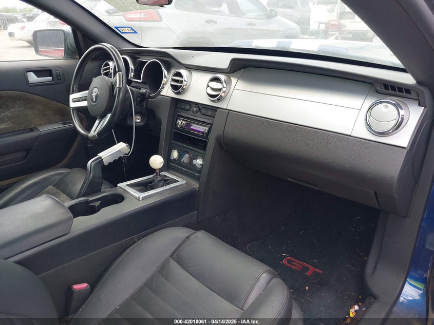 2006 FORD MUSTANG VIN: 1ZVHT82H165212250