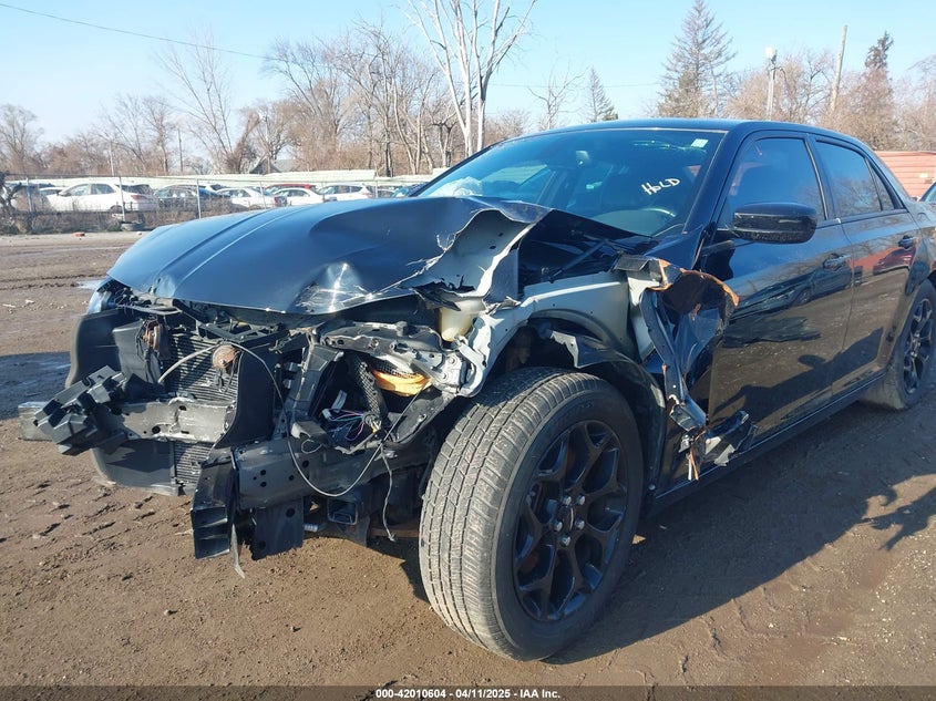 2016 CHRYSLER 300 VIN: 2C3CCAGG0GH191555