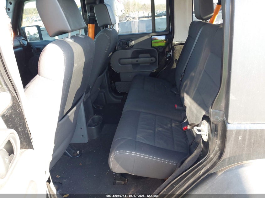 2010 JEEP WRANGLER UNLIMITED VIN: 1J4BA3H17AL219679