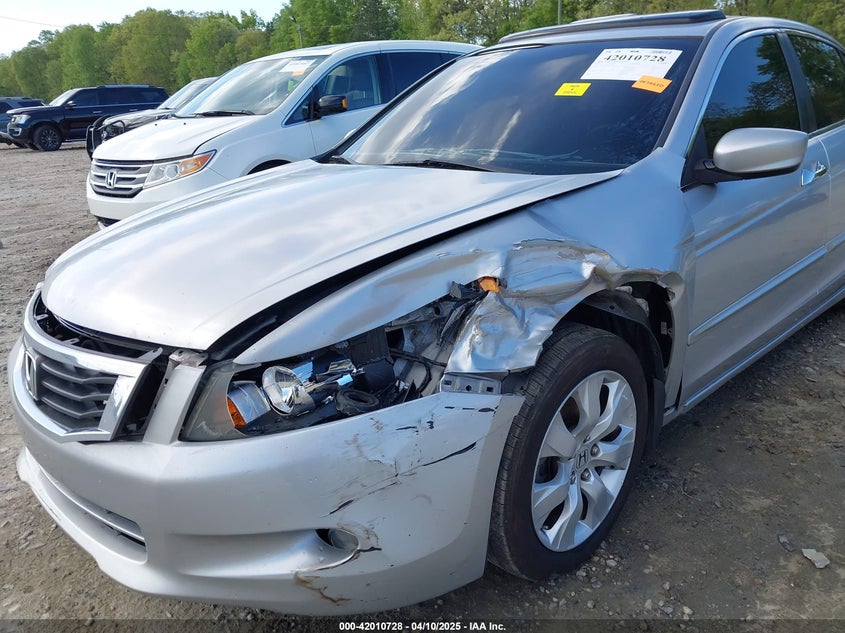2010 HONDA ACCORD VIN: 1HGCP3F85AA014867