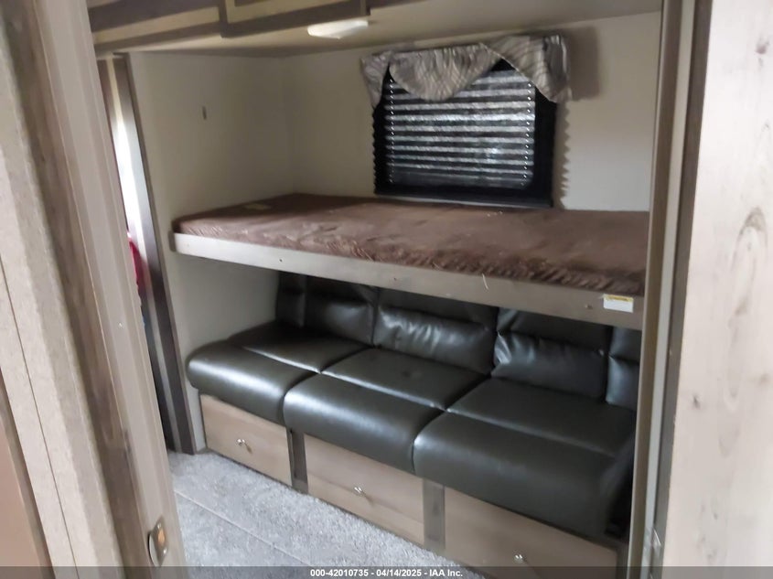 2019 KEYS SPRINTER VIN: 4YDT32522K1532094