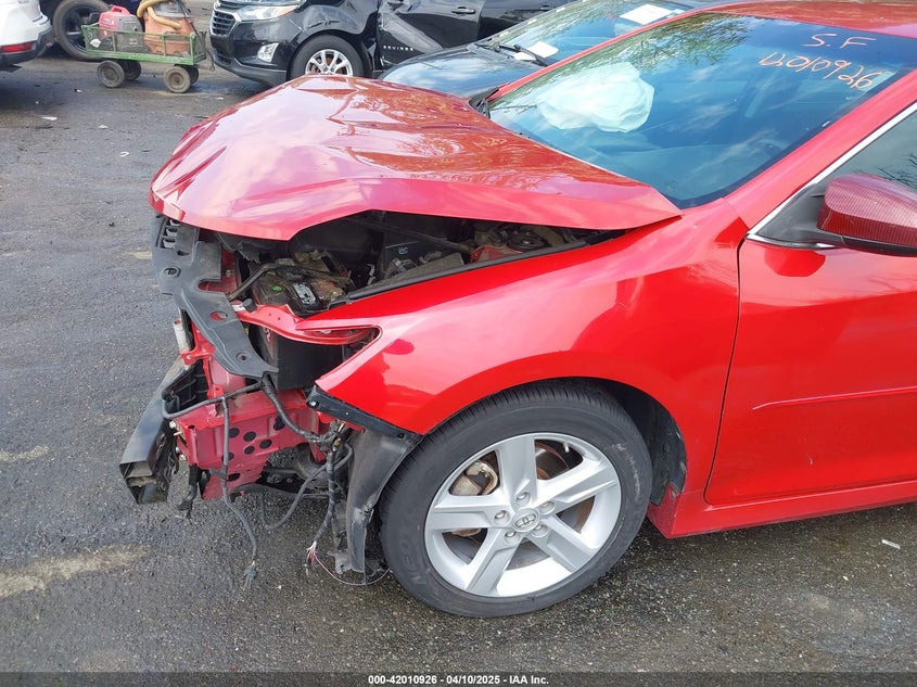 2013 TOYOTA CAMRY VIN: 4T1BF1FKXDU725752