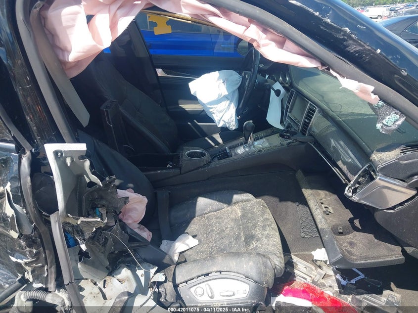 2015 PORSCHE PANAMERA 4 - WP0AA2A73FL000297