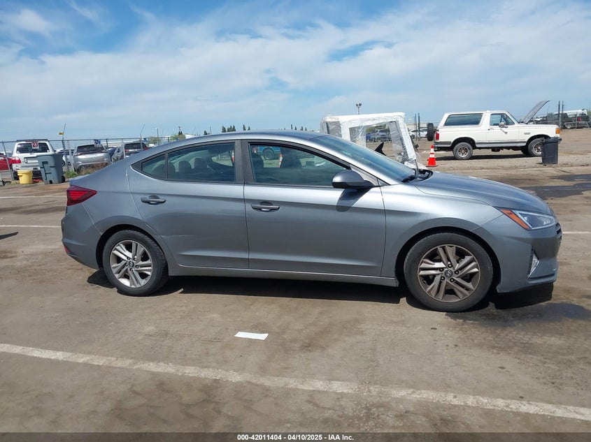 2019 HYUNDAI ELANTRA VIN: KMHD84LF5KU752284