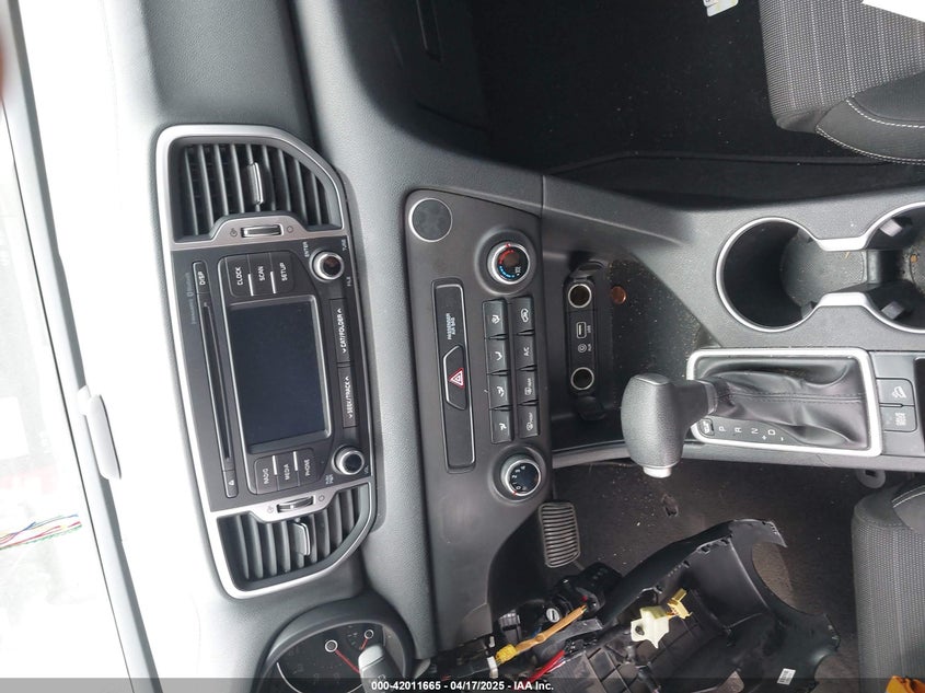 2018 KIA SPORTAGE VIN: KNDPM3AC1J7332664