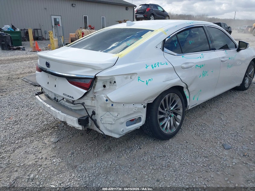 2019 LEXUS ES 300H VIN: JTHB21B10K2038641