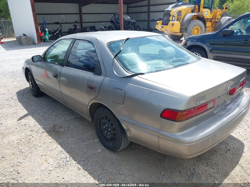 1999 Toyota Camry Le VIN: 4T1BG22K2XU442646 Lot: 42011829