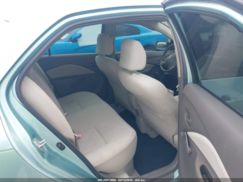 2010 TOYOTA YARIS VIN: JTDBT4K32A4070723