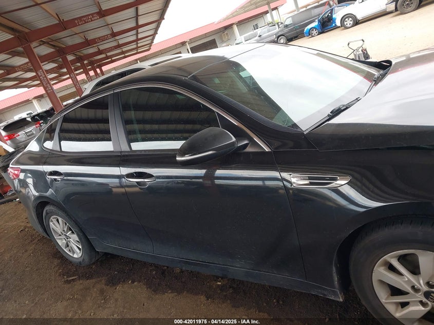 2016 KIA OPTIMA VIN: KNAGT4L32G5111503