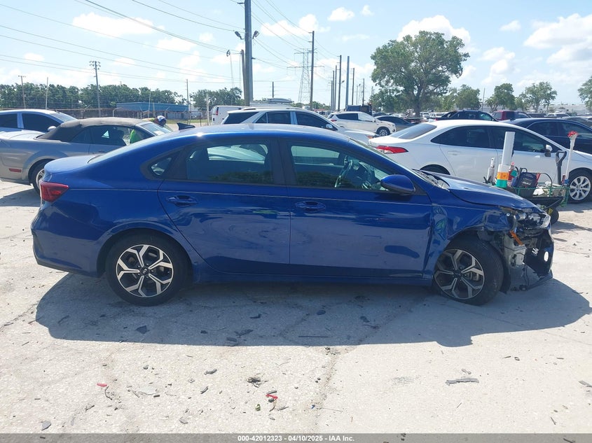 2019 KIA FORTE LXS - 3KPF24AD9KE006337