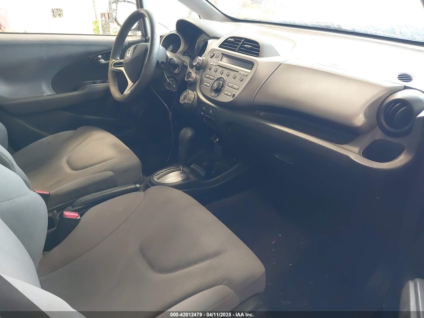 2009 HONDA FIT VIN: JHMGE88279S072365