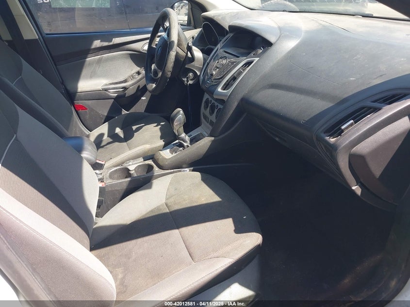 2014 FORD FOCUS VIN: 1FADP3K24EL124328