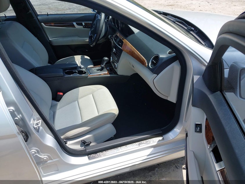 2012 MERCEDES-BENZ C 250 VIN: WDDGF4HB8CR218946