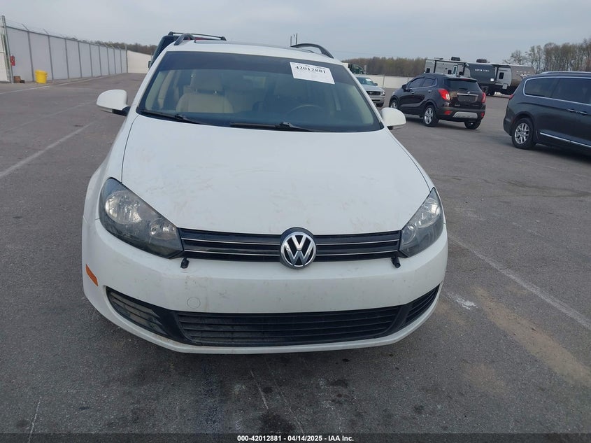 2014 VOLKSWAGEN JETTA SPORTWAGEN 2.0L TDI - 3VWPL7AJ7EM617385