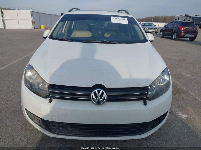 2014 VOLKSWAGEN JETTA SPORTWAGEN 2.0L TDI - 3VWPL7AJ7EM617385