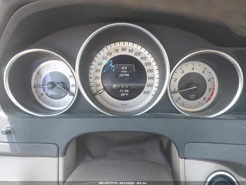 2013 MERCEDES-BENZ C 250 VIN: WDDGJ4HB1DG052880