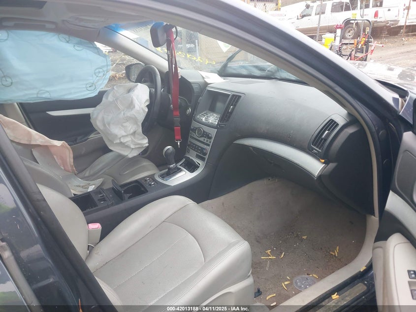 2009 INFINITI G37X VIN: JNKCV61F39M358458
