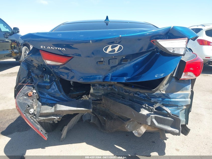 2014 HYUNDAI ELANTRA SE - KMHDH4AE1EU141814