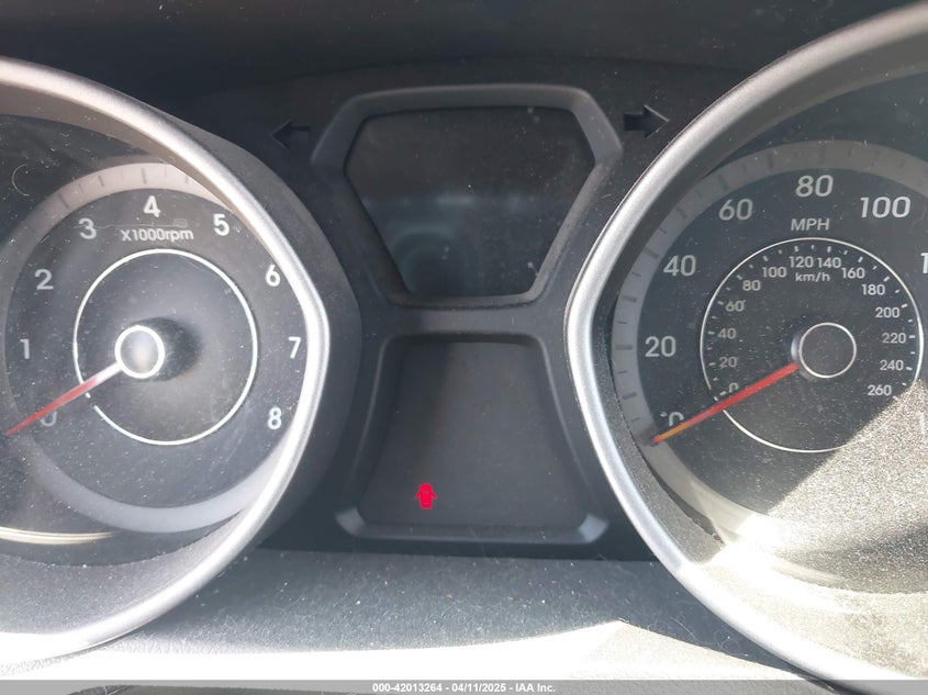 2014 HYUNDAI ELANTRA SE - KMHDH4AE1EU141814