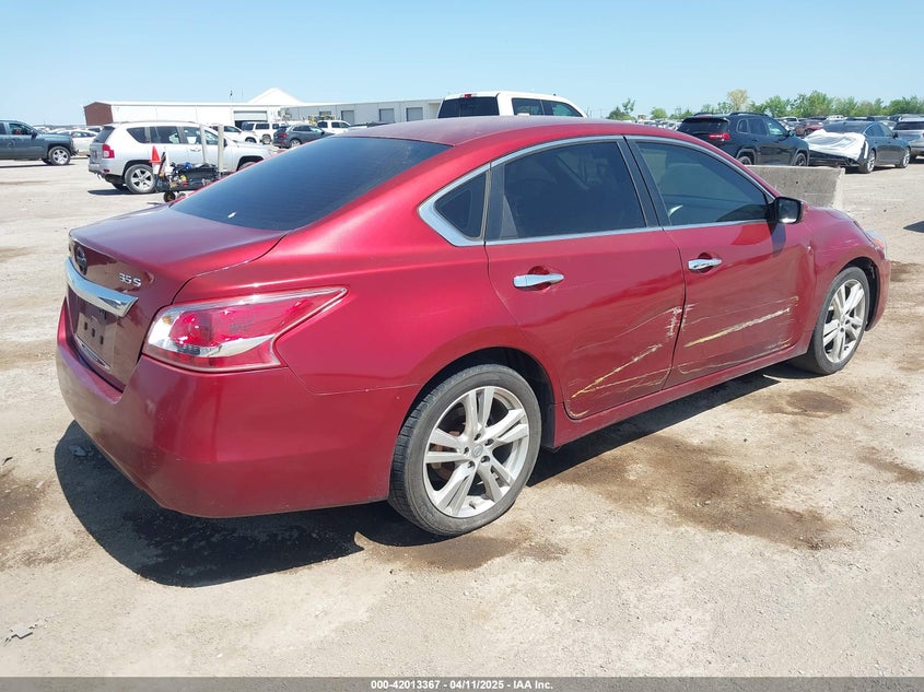 2013 NISSAN ALTIMA VIN: 1N4BL3AP9DC189318