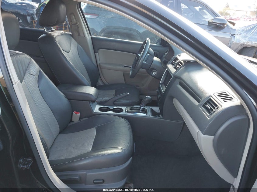 2010 MERCURY MILAN HYBRID VIN: 3MEDM0L35AR628261