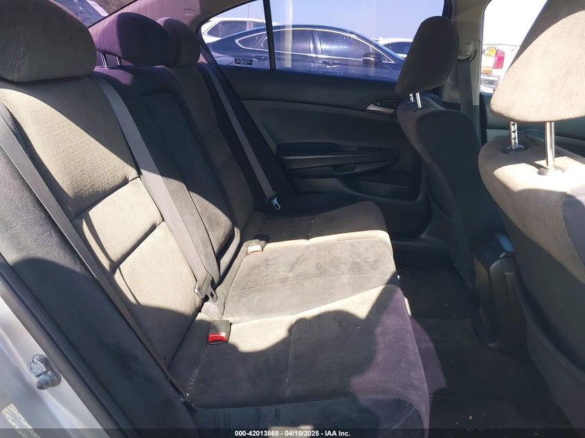 2008 HONDA ACCORD VIN: JHMCP264X8C005665