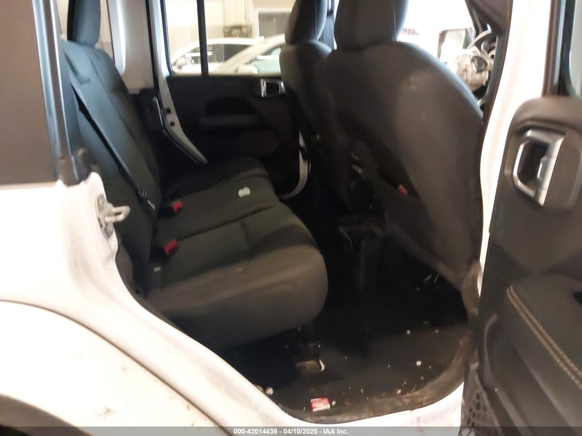 2020 JEEP WRANGLER UNLIMITED SAHARA 4X4 - 1C4HJXEN7LW235154