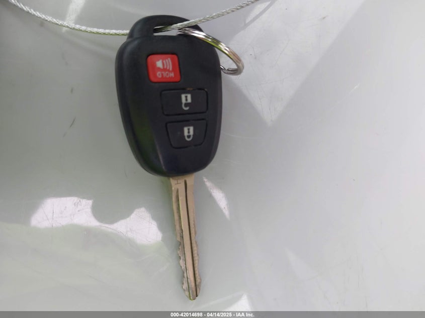 2013 TOYOTA RAV4 VIN: 2T3WFREV4DW054646