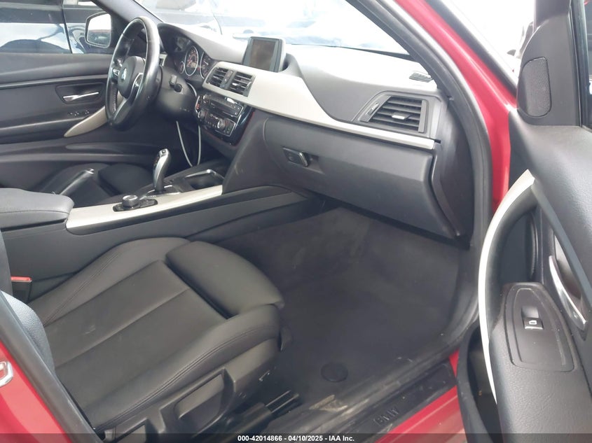 2016 BMW 320I - WBA8E1G5XGNU11606