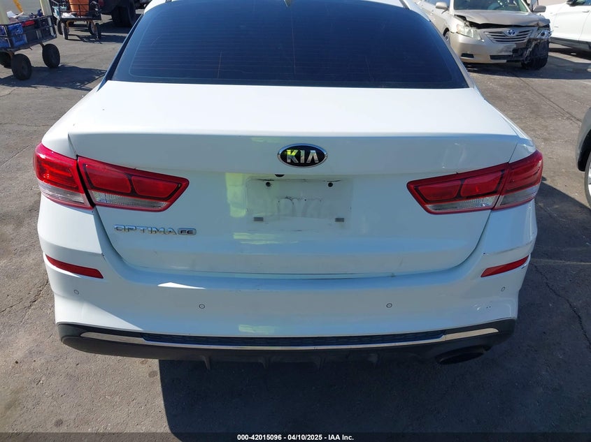 2020 KIA OPTIMA VIN: 5XXGT4L38LG382915