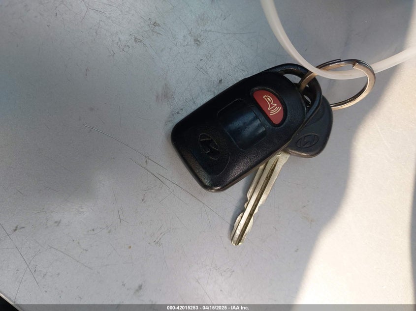 2020 HYUNDAI ELANTRA VIN: 5NPD84LF4LH540685