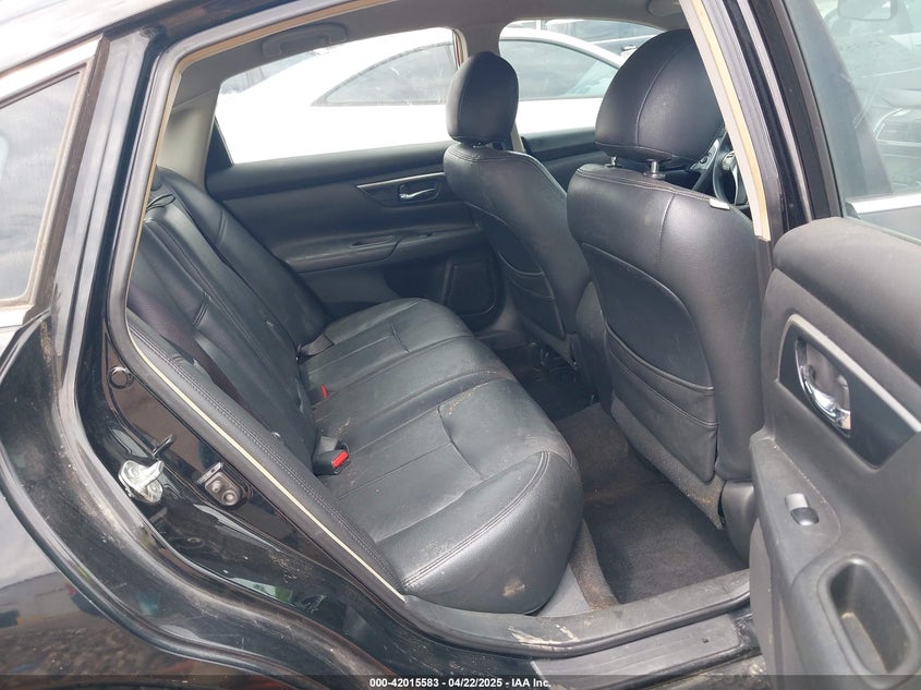 2013 NISSAN ALTIMA VIN: 1N4AL3AP2DC268907
