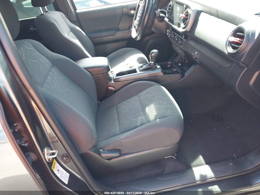 2017 TOYOTA TACOMA VIN: 3TMCZ5AN5HM088577