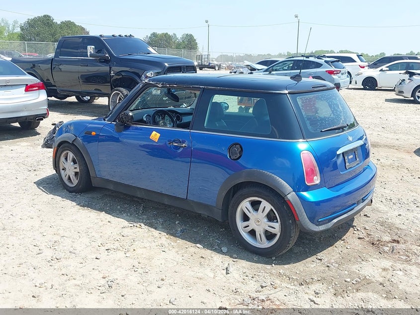 2006 MINI COOPER VIN: WMWRC33596TJ75357