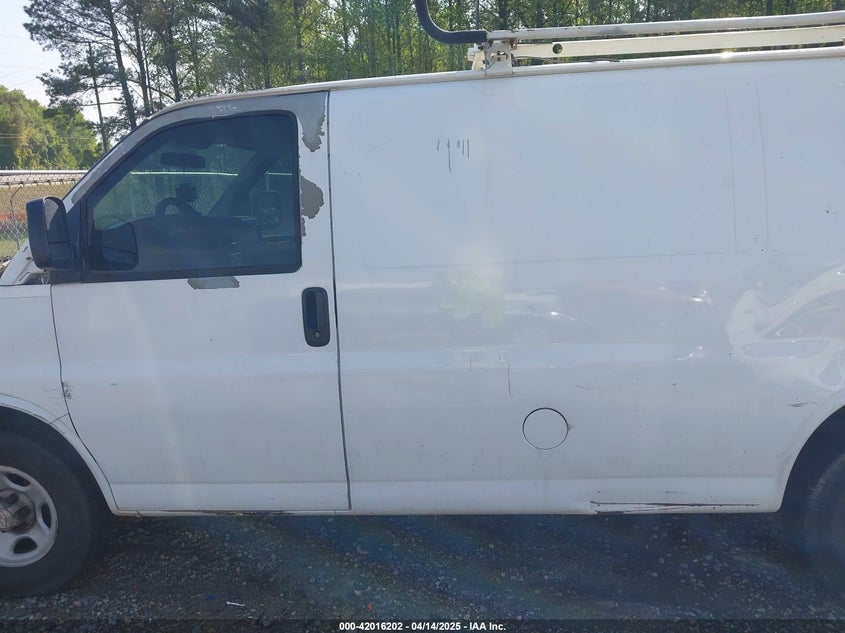 2008 Chevrolet Express Work Van VIN: 1GCFG15X581225764 Lot: 42016202