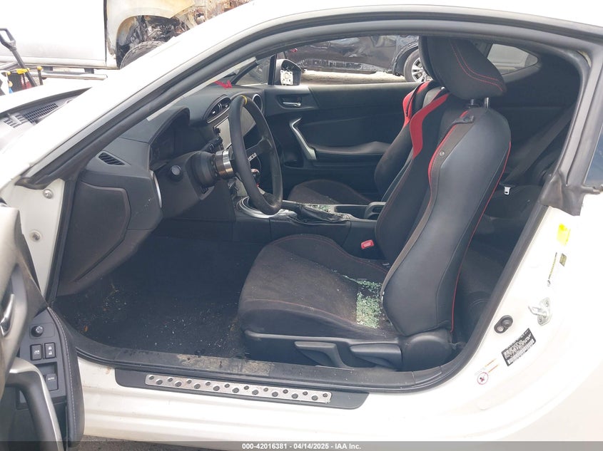 2017 TOYOTA 86 VIN: JF1ZNAA12H9701111