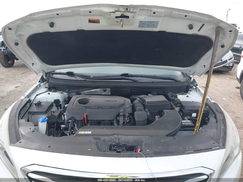 2015 HYUNDAI SONATA VIN: 5NPE24AF1FH257478