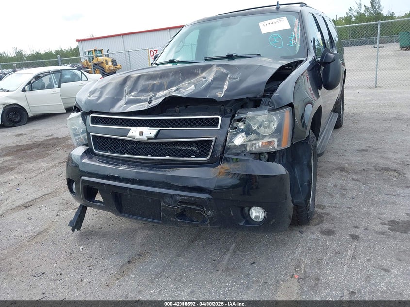 2014 CHEVROLET SUBURBAN 1500 LT - 1GNSKJE73ER130976