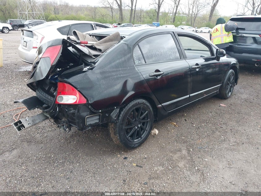 2009 HONDA CIVIC VIN: 19XFA16839E018135