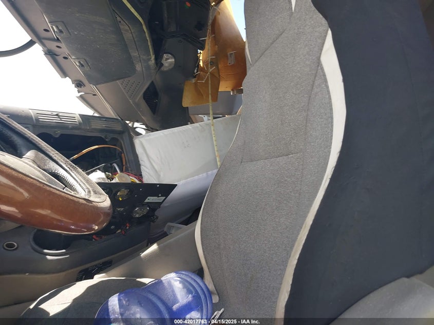 2019 FREIGHTLINER CASCADIA 125 auction photo 7